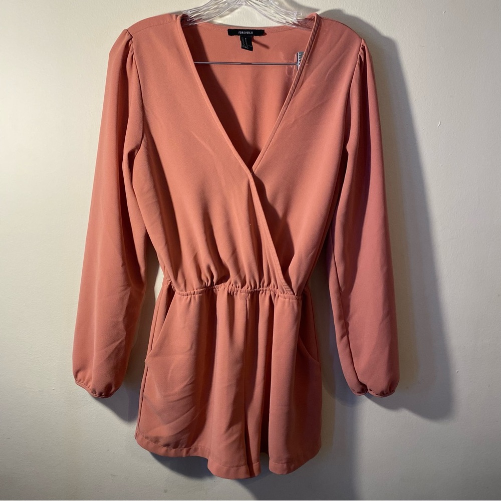 Women Forever 21 Romper Size Medium